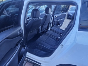 Opel Zafira C - imagine 9