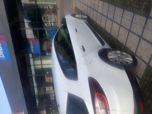 Megan-3    27-12-2011 - imagine 4 Megan-3    27-12-2011 - imagine 4