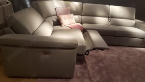 Vând colțar de piele nou fabricat în Italia - imagine 2