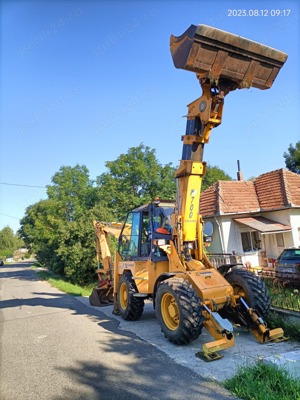 Vând buldoexcavator Foredil FM700 - imagine 2