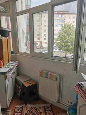 Apartament cu 4 camere Targoviste central, etaj 1, direct de la proprietar - imagine 5