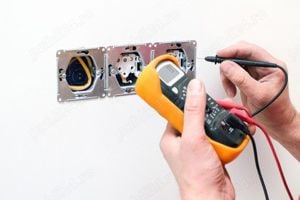 Reparatii si montaj instalatii electrice