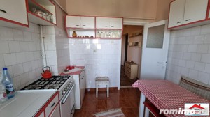 Apartament 3 camere in asociatie in centru de inchiriat - imagine 7 Apartament 3 camere in asociatie in centru de inchiriat - imagine 7