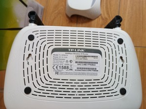 3 router :TP-LINK TL-WR841N  Tp-Link TL-WR720N  Cisco E900 - imagine 4