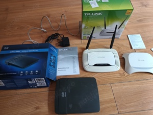 3 router :TP-LINK TL-WR841N  Tp-Link TL-WR720N  Cisco E900 - imagine 3