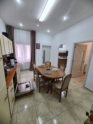 Vand apartament super central 3 camere, amenajat anul trecut - imagine 5