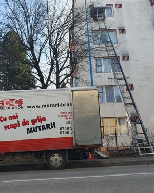 Închiriere Lift Exterior pentru Manipulare Materiale la Înălțime - imagine 3