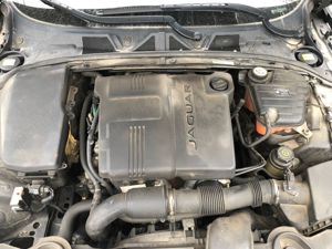 Jaguar XF 2.2D Premium Luxury - motor Ford - imagine 6