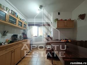 Apartament cu 4 camere, centrala proprie, zona Aradului - imagine 6