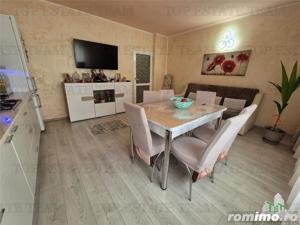 OPORTUNITATE DE INVESTITIE CASA TIP DUPLEX NAVODARI - imagine 2