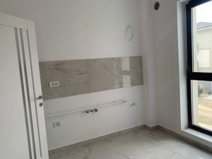 Apartament Nou De Lux - imagine 2