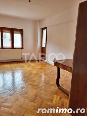 Apartament cu 3 camere etaj 3 de vanzare in Sebes Lucian Blaga - imagine 3