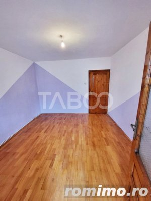 Apartament cu 3 camere etaj 3 de vanzare in Sebes Lucian Blaga - imagine 5