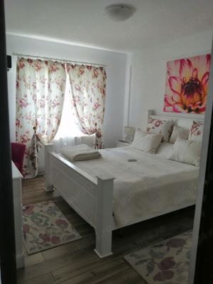 Apartament 3 camere de vanzare  - imagine 2