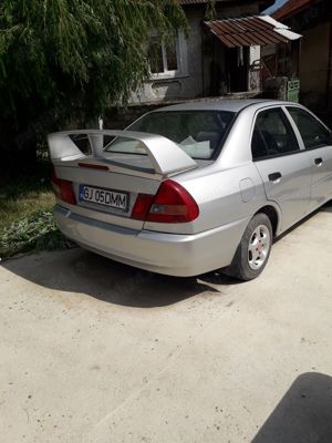 Mitsubishi Lancer 1.3 - imagine 2