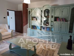 Casa  5 camere, curte, gazon livada in Gradiste - imagine 10