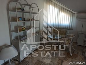 Casa  5 camere, curte, gazon livada in Gradiste - imagine 14