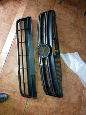 Grile bara fata Tiguan