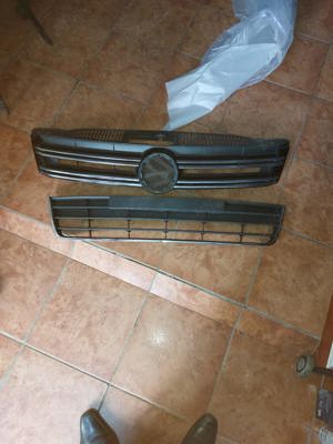 Grile bara fata Tiguan - imagine 2