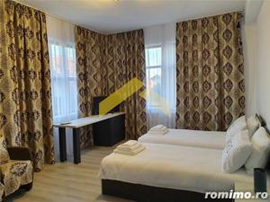 Casa pe colt cu teren de 2464 mp in ZONA MICALACA - imagine 12