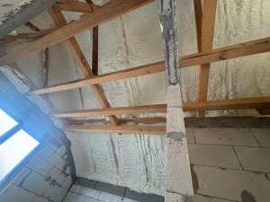 Izolație cu spuma poliuretanică celula deshisa închisă - imagine 4