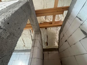 Izolație cu spuma poliuretanică celula deshisa închisă - imagine 2