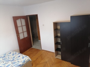 Proprietar inchiriez apartament 2 camere in zona calea aradului, decomandat - imagine 2