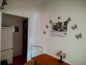 Inchiriez apartament in Resita, zona Moroasa - imagine 2