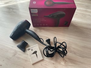 Uscator de par Philips Prestige Pro, 2100W