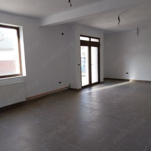 Spatiu comercial de inchiriat langa Judecatoria Beius - imagine 2