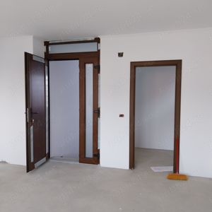 Spatiu comercial de inchiriat langa Judecatoria Beius - imagine 9