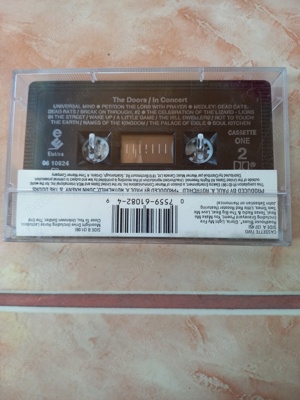 the  DOORS in CONCERT,JIM MORRISON,CANADA caseta AUDIO Rară  - imagine 2
