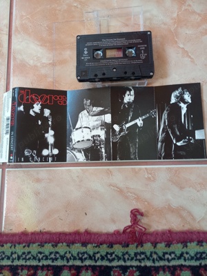the  DOORS in CONCERT,JIM MORRISON,CANADA caseta AUDIO Rară  - imagine 3