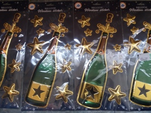 Sticker sampanie 35cm Pret 5 lei. Livrare gratis in Bucuresti la Bucur Obor. Livrare prin curier 30 