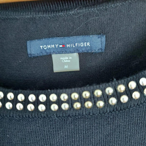 Rochie neagra din vascoza (rayon), Tommy Hilfiger marime M, culoare neagra, ca noua, transp gratuit - imagine 3