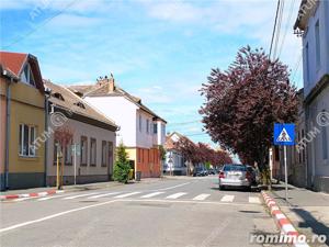 Casa cu 7 camere si 720 mp teren in Sibiu zona Centrala - imagine 13