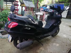Maxi-scuter Piaggio X 9- 250 cm3 - imagine 6