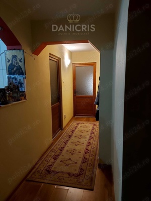 Apartament cu 3 camere în zona FALEZA NORD  - imagine 2