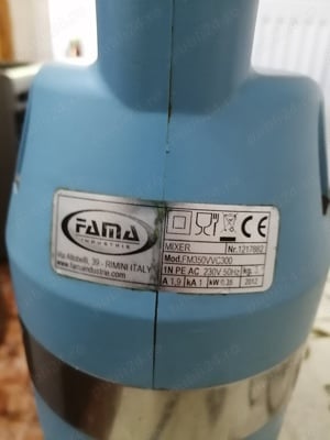 Vând mixer de mână profesionale 