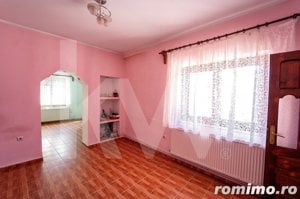 Apartament la casă - str. Nicovalei  - imagine 18