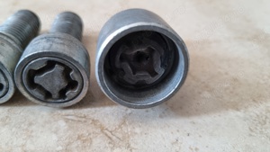 Set prezoane antifurt roti VW T Cross - imagine 6