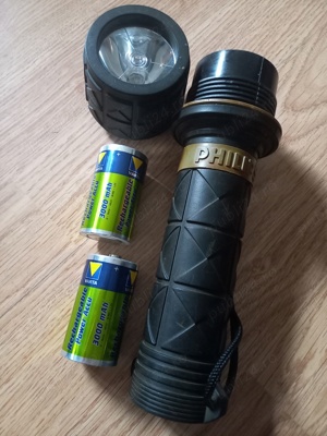 PHILIPS LANTERNA MADE IN THAILANDA  PERFECT FUNCTIONALA  - imagine 5