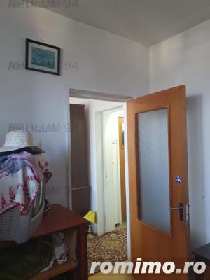 Apartament cu 3 camere de vânzare în Câmpina - imagine 4