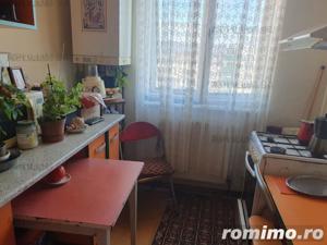 Apartament cu 3 camere de vânzare în Câmpina - imagine 17