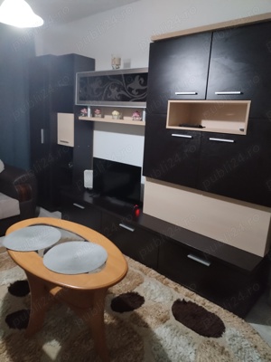 Închiriez apartament cu doua camere  - imagine 5