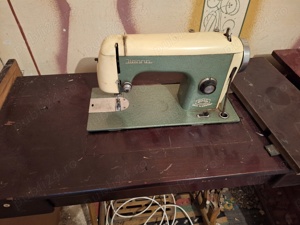 Vand masina de cusut - imagine 2