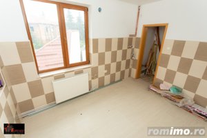 Vila centru vechi cu 3 CF-uri: 3 ateliere auto, cabinet medical, apartament - imagine 9