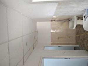 Hala la cheie   Zona Vladesti   - imagine 5