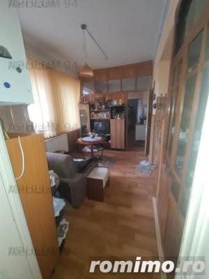 Apartament cu 3 camere de vânzare în Câmpina - imagine 8