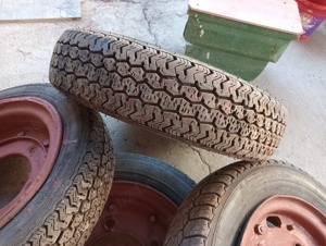 Vand 4 genti cu cauciucuri si  camere 145#13 - imagine 2